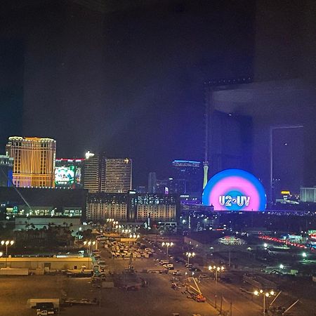 Signature Mgm Suite With Strip And Sphere View Las Vegas Eksteriør bilde