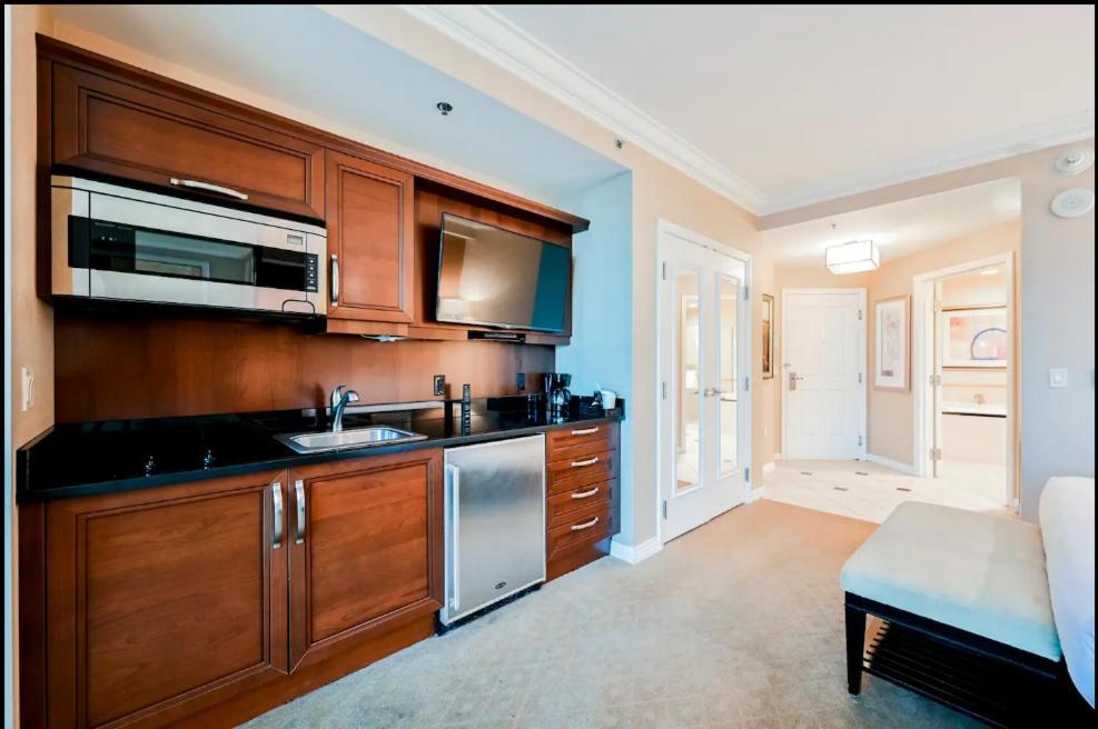 Signature Mgm Suite With Strip And Sphere View Las Vegas Eksteriør bilde